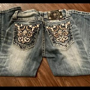 Miss me cropped capris